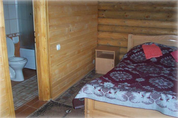 Hôtel Boykivskiy Dvir à Yasenitsa Zamkova Extérieur photo