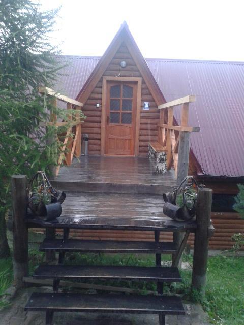 Hôtel Boykivskiy Dvir à Yasenitsa Zamkova Extérieur photo